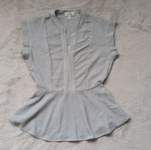 Blouse perfect condition Juniors size M Monteau